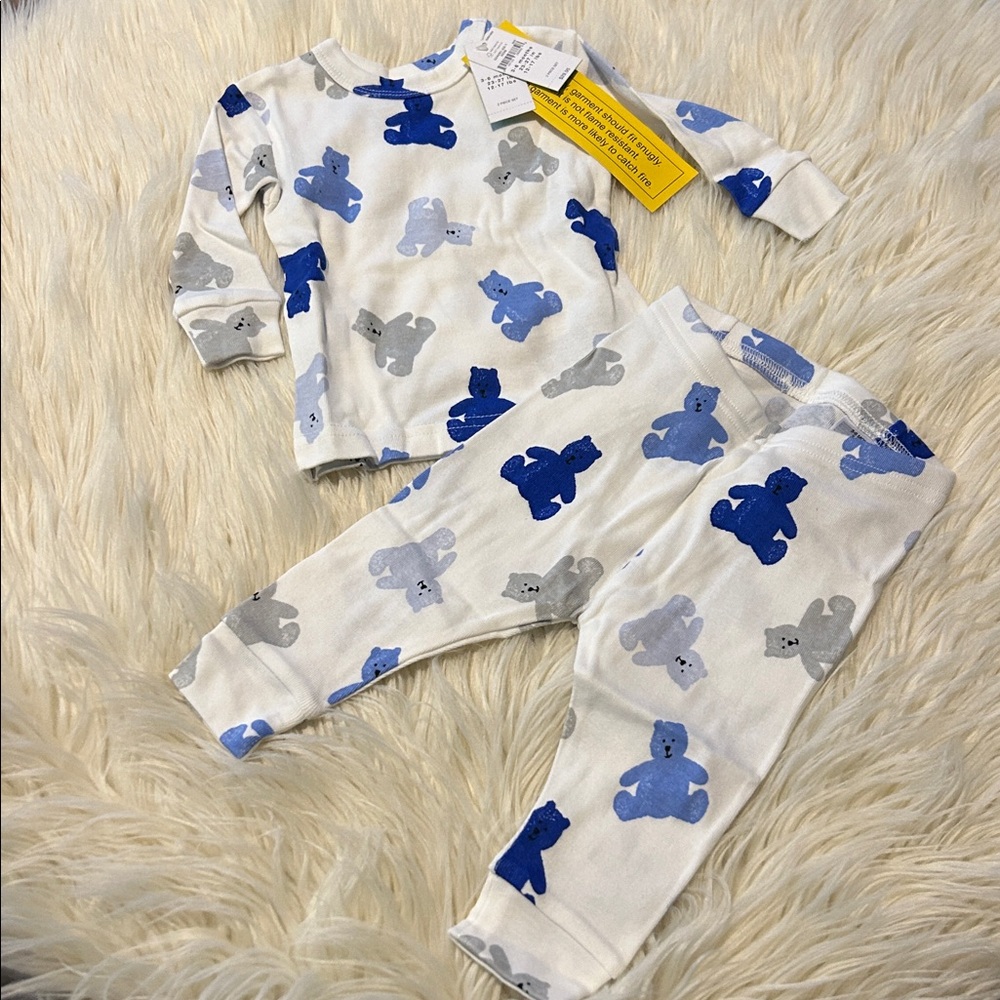 baby GAP Brannan Teddy bear pajama set size 3-6 months 2pc top & bottom